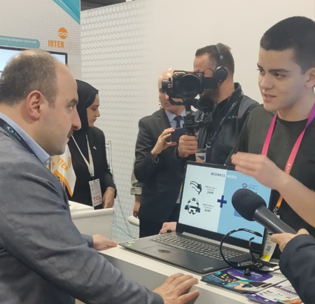 Disleksili çocukların okuma becerilerini iyileştiren mucize uygulama Auto Train Brain CES2023 fuarında global pazarlara lanse edildi