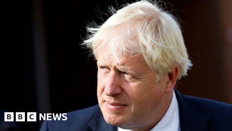 Boris Johnson, Covid soruşturması yasal fonunun geri çekilebileceği konusunda uyardı