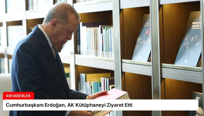Cumhurbaşkanı Erdoğan, AK Kütüphaneyi Ziyaret Etti